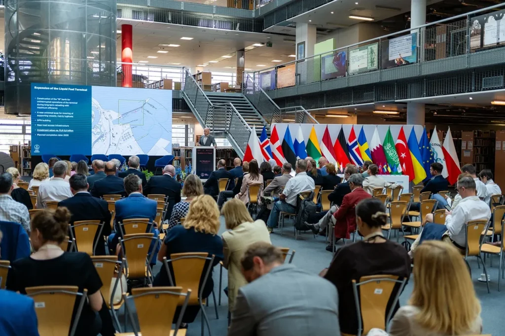 Presentation during the Forum